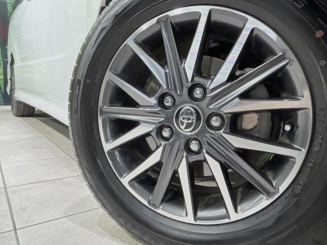 �y����16�C���`�A���~�z�C�[���z�O�ςɃ}�b�`���������A���~�z�C�[���𑕒����Ă���܂��B�e��ЊO�A���~�z�C�[����A�X�^�b�h���X�^�C�����戵�����Ă���܂��B���񂲑��k����������