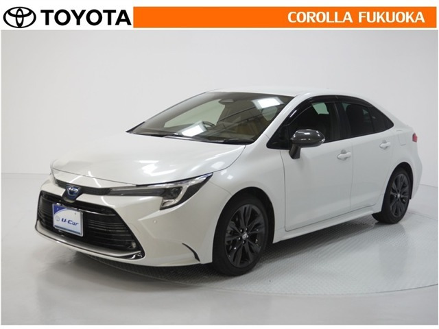 カローラ1.8 ハイブリッド W×B