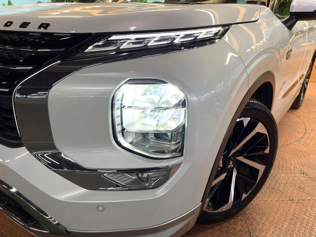 �y�V�[�P���V�����^�[�������v�t��LED�w�b�h���C�g�z�l�C�́w�����E�B���J�[�x�t����LED�w�b�h���C�g�𑕔��􍂋����͂������A�_�����͑��݊������Ղ�ő��Ԃ�����F������₷�����S�ł��B