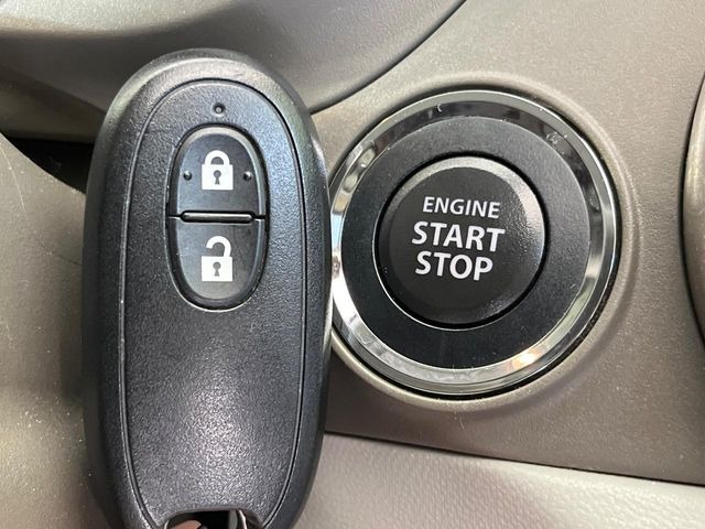 �y�A�h�o���X�g�L�[�z�J�o����|�P�b�g�ɓ��ꂽ�܂܂ł��h�A�̎{���E�������\�ȃX�}�[�g�L�[�𑕔��B�G���W���̃I���E�I�t�����J�M�����o���K�v����������Ƃ��Ă��֗��ł���