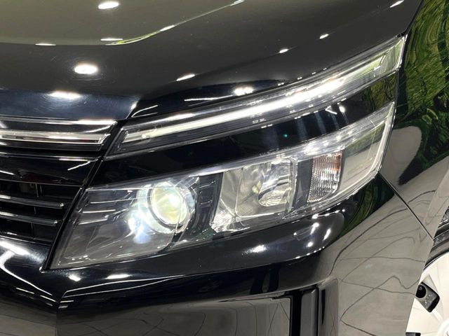 �yLED�w�b�h���C�g�z���V����ԑ��s�����ǍD�Ȏ��E���m�ۂ����S���ĉ^�]�ł��鍂�P�xLED�w�b�h���C�g�𑕔�!�_�����x�������A����d�͂��}�����Ă��܂��B