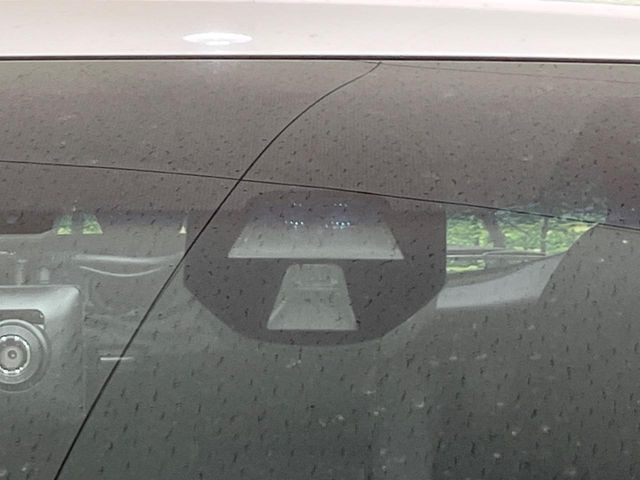 �y�V�e�B�u���[�L�A�N�e�B�u�V�X�e���z�ᑬ���s���ɑO���̎ԗ�����F�����A�Փ˂������Ȏ��͌x��ƃu���[�L�ŏՓˉ���Ɣ�Q�y�����A�V�X�g�B�����S�Ƀh���C�u�����y���݂��������܂��B