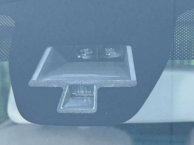 �y�X�Y�L �Z�[�t�e�B�T�|�[�g�z���s���ɑO���̎ԗ�����F�����A�Փ˂������Ȏ��͌x��ƃu���[�L�ŏՓˉ���Ɣ�Q�y�����A�V�X�g�B�����S�Ƀh���C�u�����y���݂��������܂��B