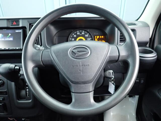 �X�e�A�����O�͂ƂĂ����ꂢ�ȏ�Ԃł��B