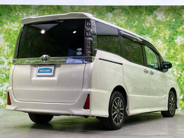 ヴォクシー2.0 ZS 煌