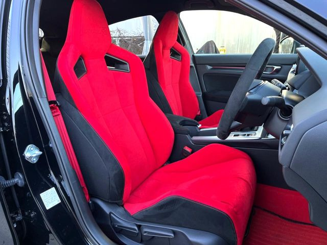 �y��p�X�|�[�c�V�[�g�z�z�[���h���ɗD��A�J�[�u���̑̂������}�����Ă���܂��B�܂��A�̂Ƀt�B�b�g���邩�獘��w�������ɂ����A�����O�h���C�u�⍂�����s�ł����K�ɂ��߂������������܂���