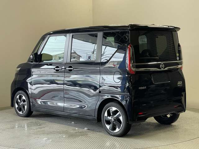 �l�C�̎Ԏ킪�����낢!�e���[�J�[ �ŐV�l�C�Ԃ����C���i�b�v!���ĐG���đI�ׂ�W����ł�!