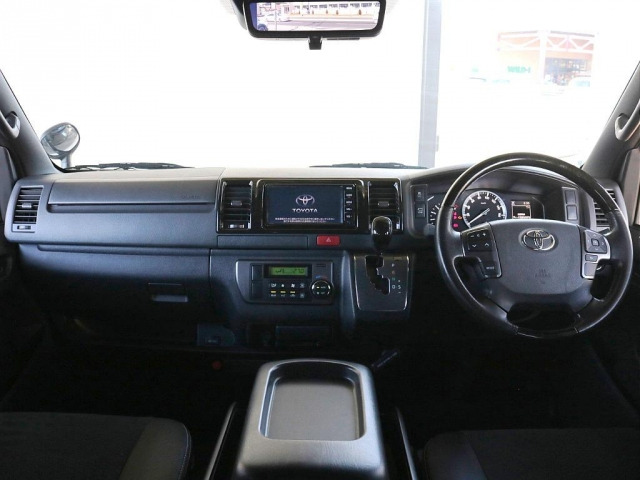 ハイエースバン2.8 スーパーGL ダークプライムII ロング ディーゼル 4WD