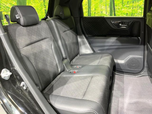 �y�n�[�t���U�[�V�[�g�z�������ƍ���S�n�𗼗������l�C�̃V�[�g���w�ʁE���ʂ̃t�@�u���b�N�f�ނ́A�ʋC���̗ǂ��⊊��ɂ����ɗD��Ă��܂��B�C���╞���ɍ��E���ꂸ���K�ɂ���肢�������܂��B