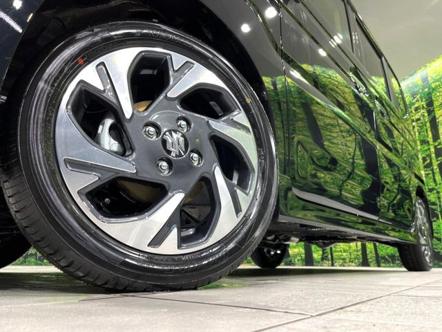 �y����15�C���`�A���~�z�C�[���z�O�ςɃ}�b�`���������A���~�z�C�[���𑕒����Ă���܂��B�e��ЊO�A���~�z�C�[����A�X�^�b�h���X�^�C�����戵�����Ă���܂��B���񂲑��k����������