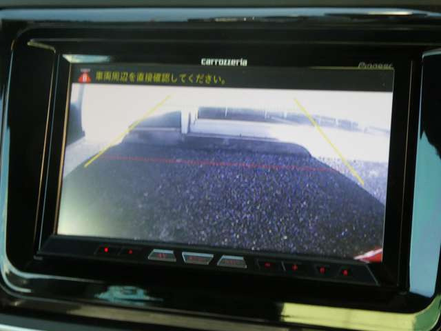 �o�b�N�J����&�R�[�i�[�Z���T�[����������Ă���̂Œ��Ԃ����ȕ������S�ł���