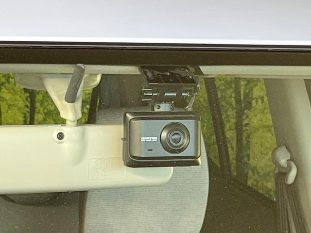 �y�h���C�u���R�[�_�[�z�h���C�u���R�[�_�[����!���s���͂������A������^�]�⎖�̂ɑ��������ہA�f���ŋL�^���A����̃��X�N�ɔ����܂��B���L�^�pSD�J�[�h�͂��q�l�����g�ł��������������K�v������܂��B