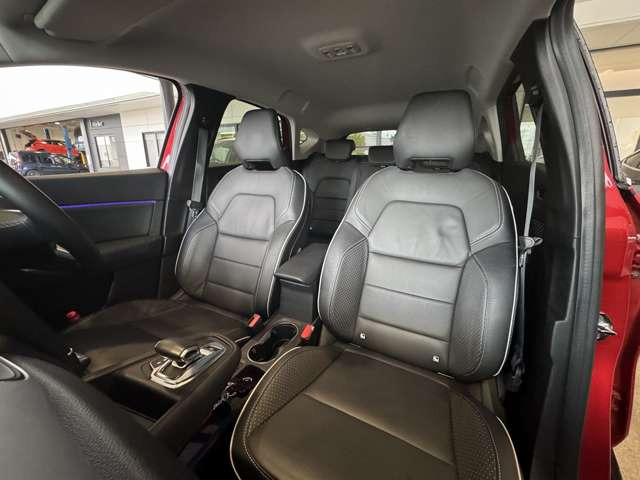 ���ȓV��ƃV�[�g�̉摜�ł��B���U�[�V�[�g�ł��B