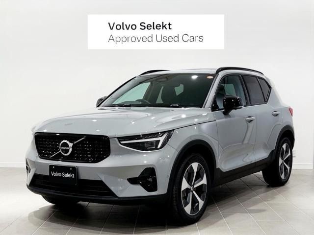 XC40ウルトラ B4 AWD ダークエディション 4WD