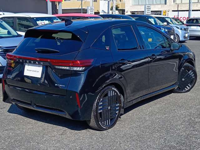 ノートオーラ1.2 G レザーエディション