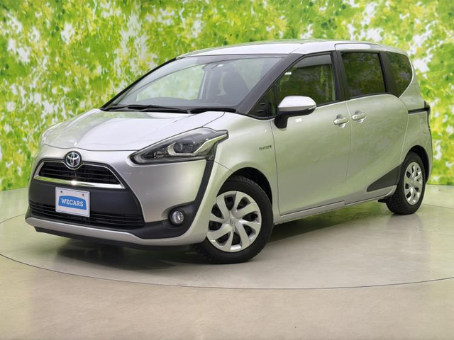 シエンタハイブリッド 1.5 G クエロ