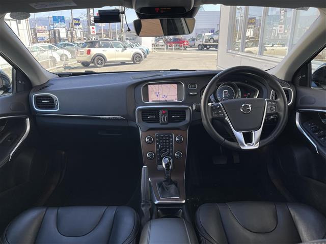 V40クロスカントリーD4 サマム ディーゼル