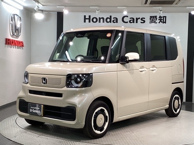 N-BOXファッションスタイル モノトーン