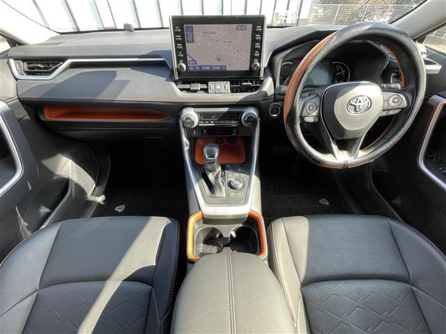 RAV42.0 アドベンチャー 4WD