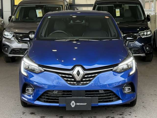 �s�X�n���獂�����H�܂ł�����V�[���ŁA�u���ŗ]�T�̂���A���̍�������������炷�B���̈���ŁAWLTC���[�h��17.0km/L�ƁA��R��������B