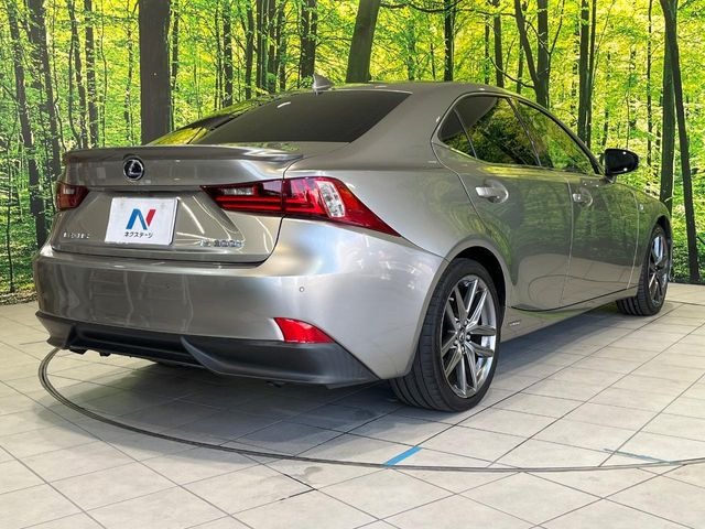 ☆全国のネクステージからお取り寄せが可能※!遠方の店舗に展示してあるクルマが気になる場合も、最寄りの店舗でご覧いただくことが可能です!是非私たちに要望をお聞かせください!※別途費用