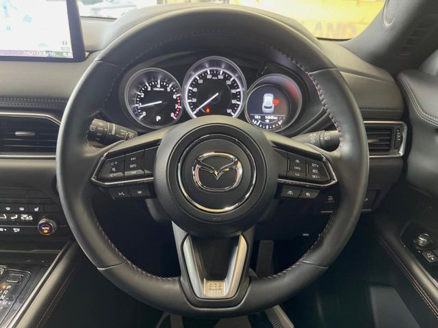 �y�����v�����X�e�A�����O�z�㎿�Ȋv���g�p���邱�ƂŁA��ɂ����������݂ƂĂ��^�]���₷���n���h���ł���