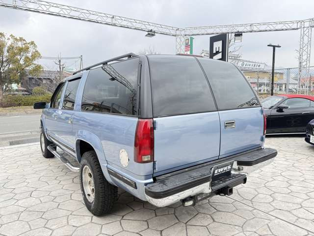 サバーバン1500 LT 5.7 V8 4WD