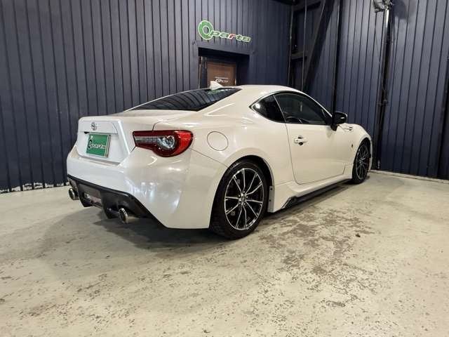 �i�r�E�I�[�f�B�I�E�S�h������E�G�A����t�E�}�t���[�E�A���~���J�X�^���͊i���ŃJ�X�^�������Ă��������܂�!�܂��A���Ўw��H�ꂪ������܂��̂ŃA�t�^�[�T�[�r�X�������S��������!