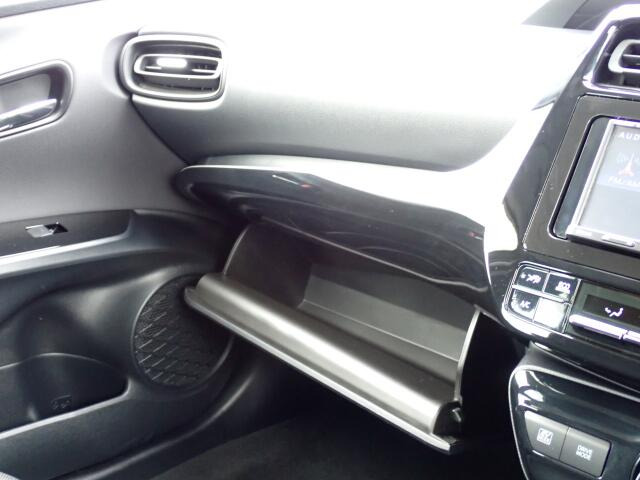 ���[�����Ղ�O���[�u�{�b�N�X�B