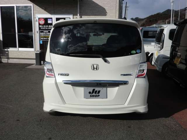 フリードハイブリッド1.5 ジャストセレクション