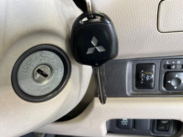 �y�L�[���X�z�������ꂽ�ꏊ����ł��{�^����Ńh�A�̊J���E�{�����ł���̂łƂ��Ă��֗�!�h�A�̌�������ɏ������邱�Ƃ�����܂����