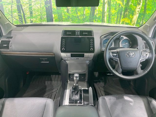 グループ総在庫数約30,000台!!全国の系列店からメーカー・車種問わずご紹介出来るので、あなたにピッタリのお車が見つかるはずです♪まずはお問い合わせ下さい☆