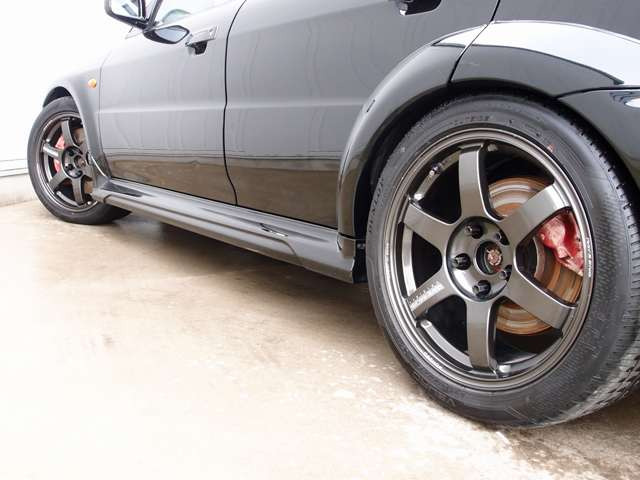 �e��I�[�g���[���戵�����B�ʏ�I�[�g���[���Œ�120�񂩂�A���R�ԍό^120��܂ŁA���q�l�̃j�[�Y�ɍ��������x�����@�����ē������Ă������܂��B�R���Ɏ��M�̖������q�l�����C�y�ɂ����k�������܂�