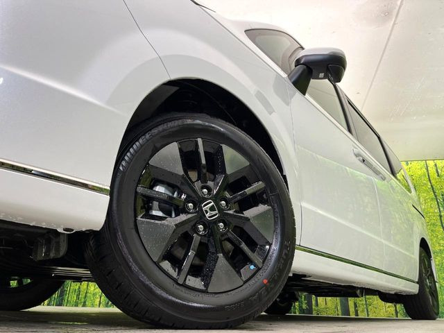 �y�����A���~�z�C�[���z�O�ςɃ}�b�`���������A���~�z�C�[���𑕒����Ă���܂��B�e��ЊO�A���~�z�C�[����A�X�^�b�h���X�^�C�����戵�����Ă���܂��B���񂲑��k����������