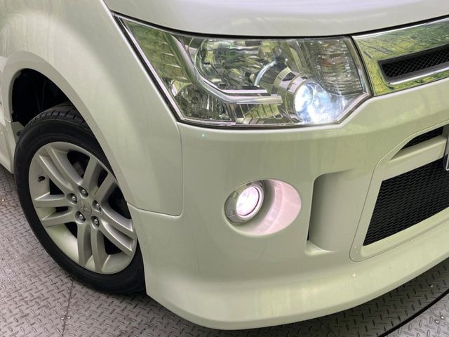 �yHID�w�b�h���C�g�z���ɖ��邭�O�����Ƃ炵�Ă����̂ŁA���V����Ԃ̑��s�������E�ǍD�ň��S���Ă���肢�������܂��B