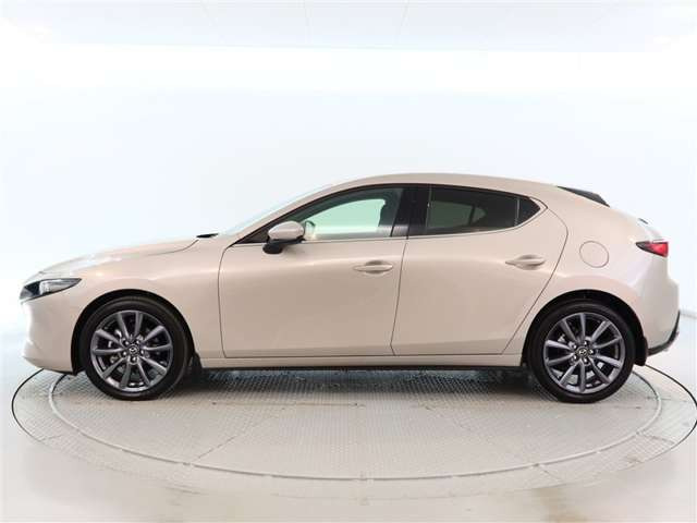 MAZDA3ファストバック1.8 XD ツーリング