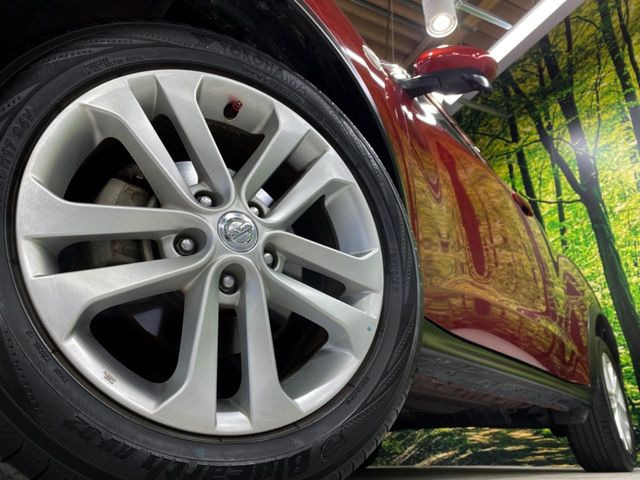 �y����17�C���`�A���~�z�C�[���z�O�ςɃ}�b�`���������A���~�z�C�[���𑕒����Ă���܂��B�e��ЊO�A���~�z�C�[����A�X�^�b�h���X�^�C�����戵�����Ă���܂��B���񂲑��k����������