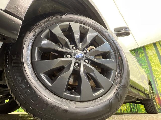 �y����18�C���`�A���~�z�C�[���z�O�ςɃ}�b�`���������A���~�z�C�[���𑕒����Ă���܂��B�e��ЊO�A���~�z�C�[����A�X�^�b�h���X�^�C�����戵�����Ă���܂��B���񂲑��k����������