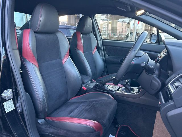 �^�]�Ȃ܂��ɂ͏\���ȃX�y�[�X������A�啿�ȕ��ł��������^�]���Ă�����������ł��B