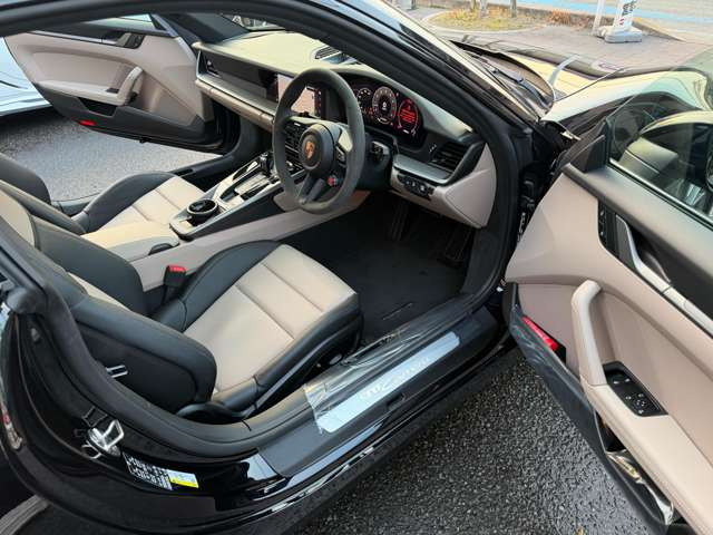 �y�I�v�V�����z�X�|�[�c�N���m�p�b�P�[�W�E�c�[�g�[�����U�[�C���e���A(�u���b�N/�`���[�N�x�[�W��)�E�X�|�[�c�N���m�p�b�P�[�W�B