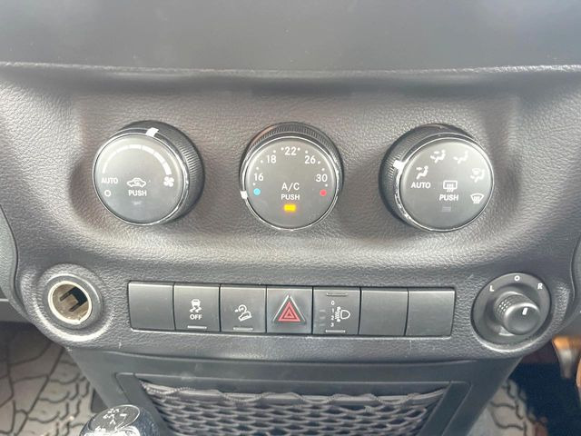 ���I�[�g�G�A�R��:�œK�ȉ��x��ۂ悤�ɃI�[�g�Œ��߉\�ł���