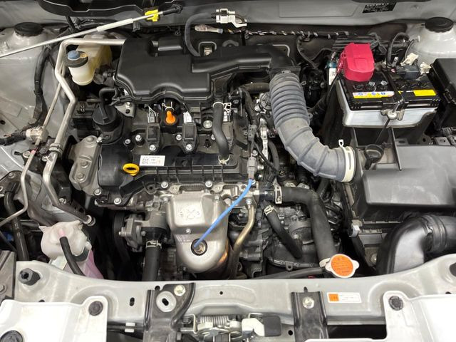 親切・丁寧な専門メカニックスタッフが応対!・車検・点検整備・事故等の修理などアフターサービスも安心。お車のカスタマイズもネクステージのサービススタッフまでご相談ください!