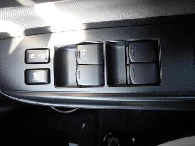 �d���i�[���h�A�~���[�E�p���[�E�B���h�E�������Ă��܂��B