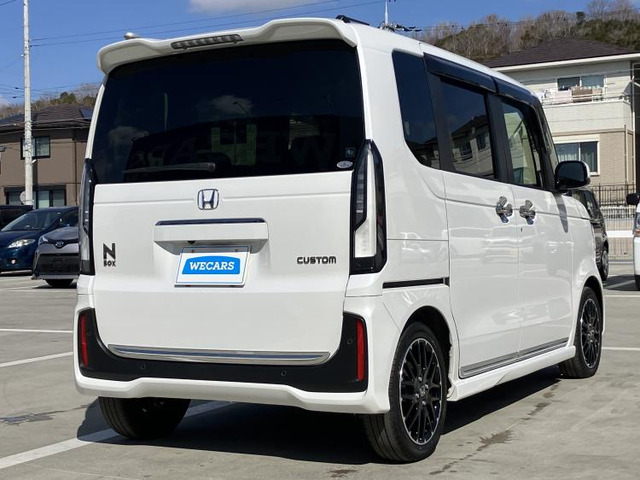 N-BOXカスタムターボ コーディネートスタイル モノトーン