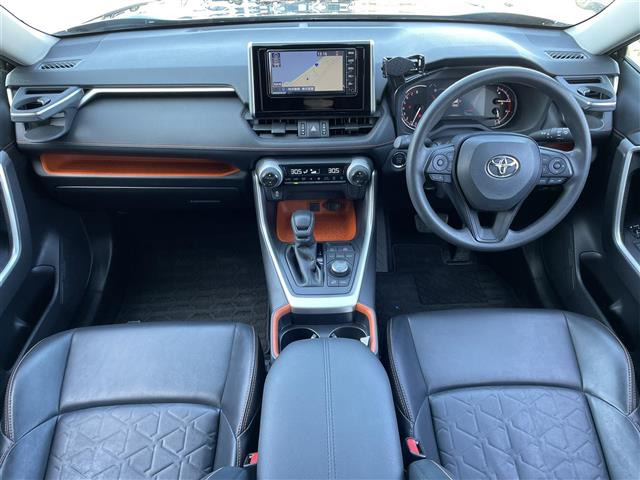 RAV42.0 アドベンチャー 4WD