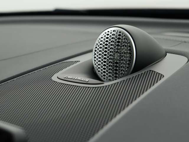 XC60ウルトラ T6 AWD プラグイン ハイブリッド 4WD