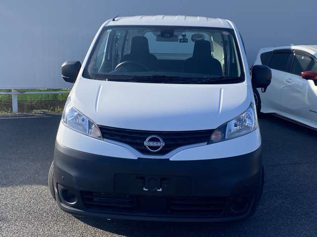 NV200バネットバン1.6 DX