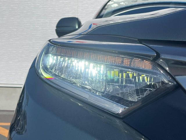 �yLED�w�b�h���C�g�z���V����ԑ��s�����ǍD�Ȏ��E���m�ۂ����S���ĉ^�]�ł��鍂�P�xLED�w�b�h���C�g�𑕔�!�_�����x�������A����d�͂��}�����Ă��܂��B