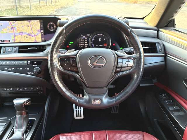 ES300h Fスポーツ