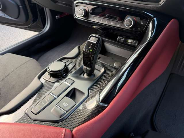 JBL�v���~�A���T�E���h�E�J�[�{���C���e���A�p�l���EETC�B